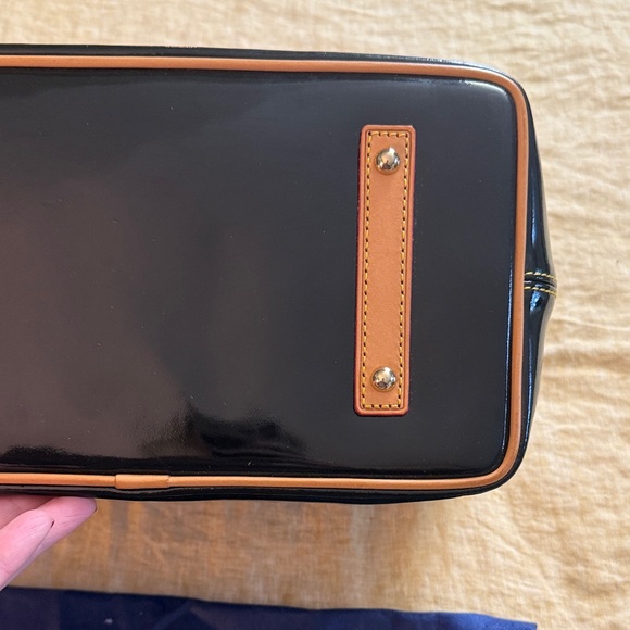 Dooney & Bourke patent leather tote - Picture 13 of 17